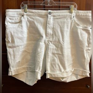 Catherine Boyfriend white denim shorts.